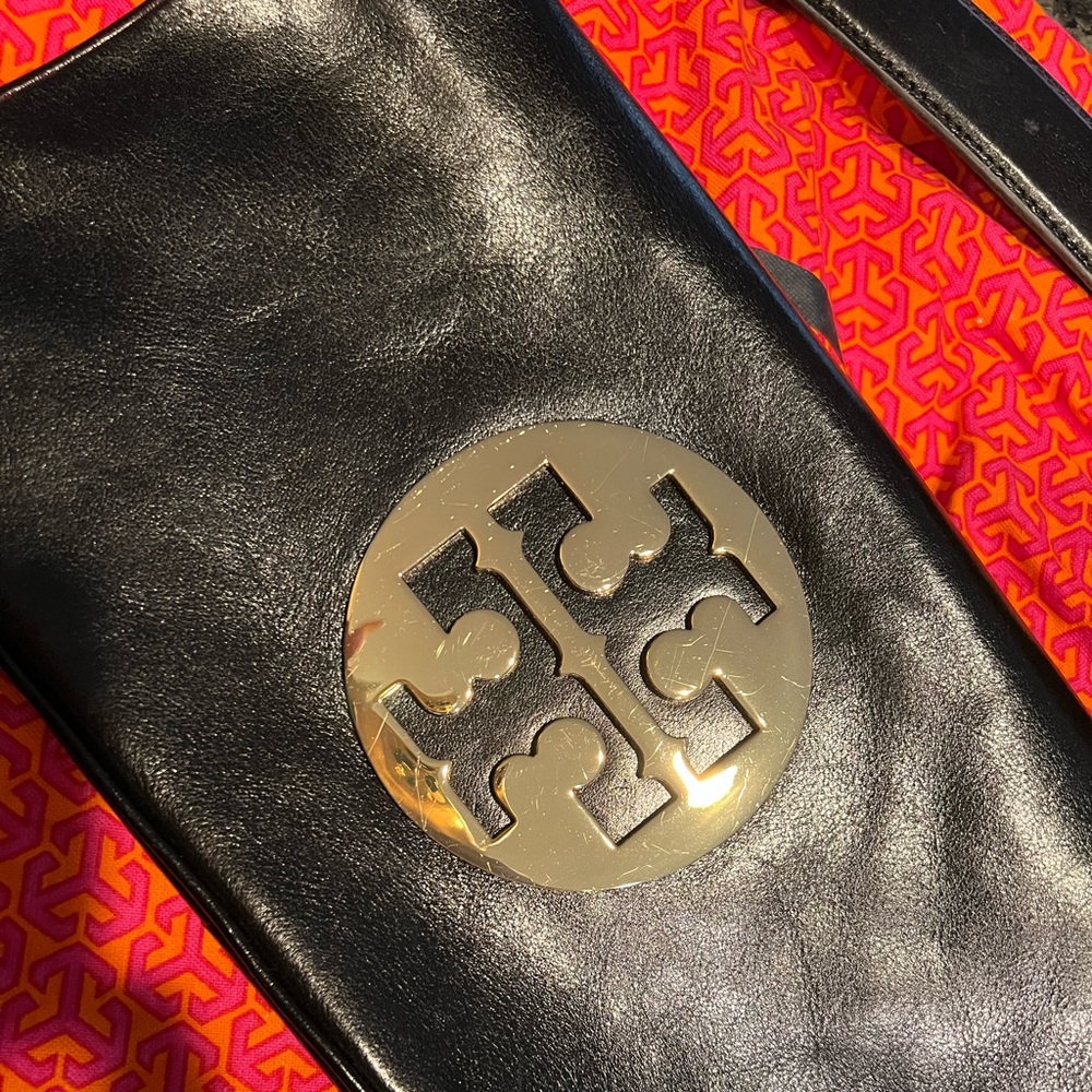 Tory Burch Reva Logo Clutch Flap Bag black w/dustbag